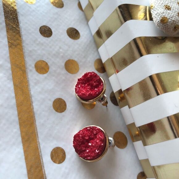 Druzy Faux Stone flat back pierced earrings Red - Picture 1 of 7